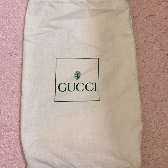 🎉HP 10/30🎉 Authentic Gucci Vintage Crossbody bag, *RARE* ALL White - Picture 13 of 14
